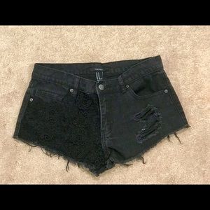 Forever 21 lace cut off shorts